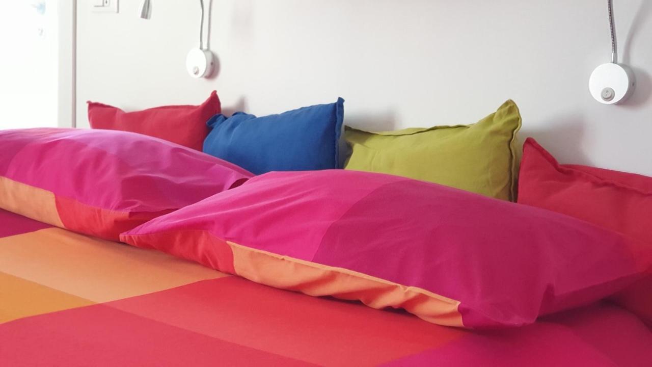 פסקיארה דל גארדה Casa Vacanza & Suite Joy מראה חיצוני תמונה